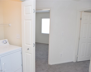 9440 Crimson Sky Street - Photo Thumbnail 22