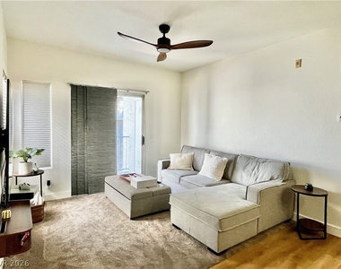 2201 Ramsgate Drive - Photo Thumbnail 4