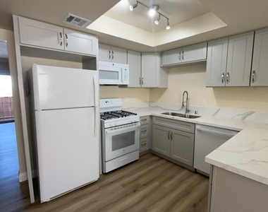 2753 Kline Circle - Photo Thumbnail 2