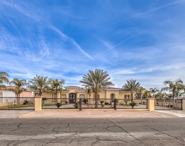 2780 El Camino Road - Photo Thumbnail 17