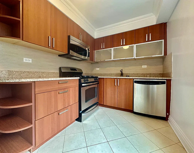 135 West 96th Street - Photo Thumbnail 1