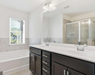 2730 Kemp Court - Photo Thumbnail 30