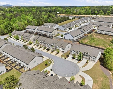 2730 Kemp Court - Photo Thumbnail 2