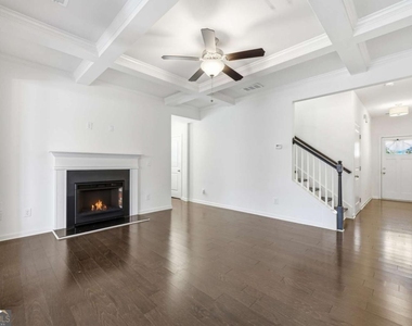 2730 Kemp Court - Photo Thumbnail 6