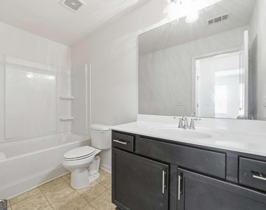 2730 Kemp Court - Photo Thumbnail 26