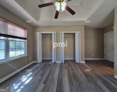 342 Orchard Way - Photo Thumbnail 8
