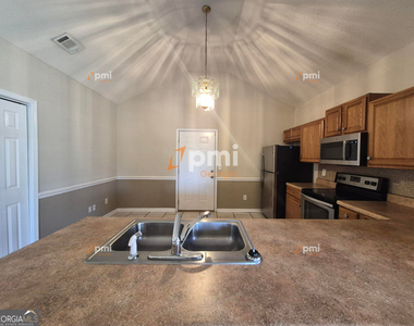 342 Orchard Way - Photo Thumbnail 2