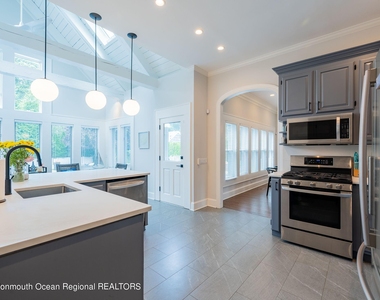 623 Brooklyn Boulevard - Photo Thumbnail 16