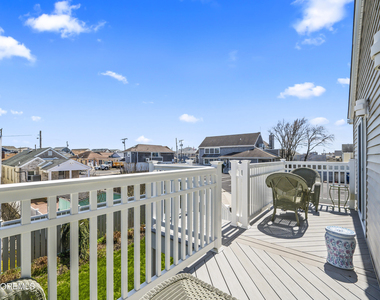 204 Randall Avenue - Photo Thumbnail 20