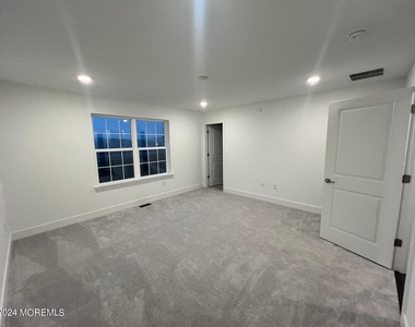 35 Crimson Drive - Photo Thumbnail 5