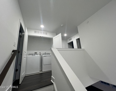 35 Crimson Drive - Photo Thumbnail 12