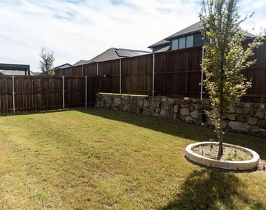 3122 Wind Knot Way - Photo Thumbnail 19