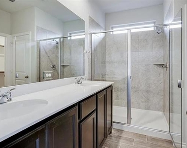 2111 River Pine Road - Photo Thumbnail 9