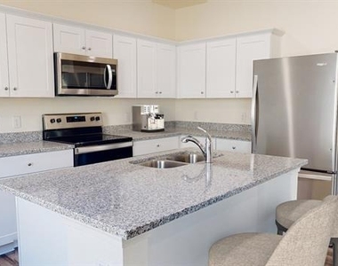 2207 Pioneer Drive - Photo Thumbnail 1