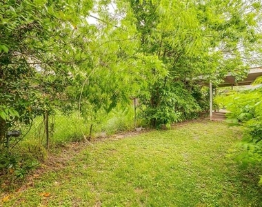 3217 Lubbock Avenue - Photo Thumbnail 22