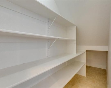 3409 Porter Creek Drive - Photo Thumbnail 13