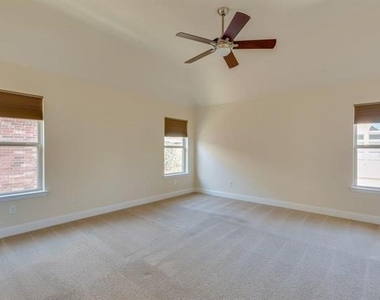 3409 Porter Creek Drive - Photo Thumbnail 15