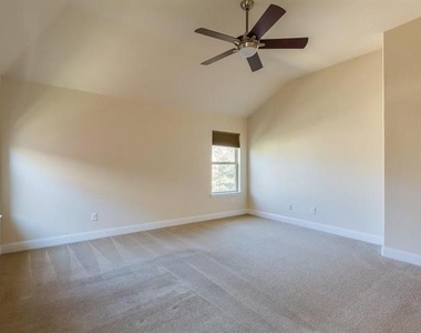 3409 Porter Creek Drive - Photo Thumbnail 16