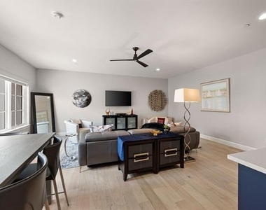 2850 Lakeside Parkway - Photo Thumbnail 18