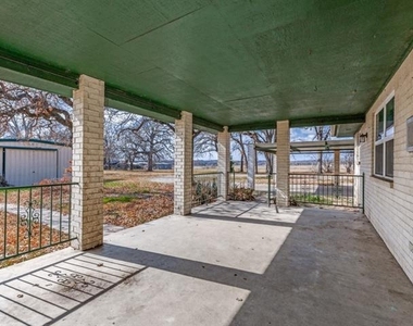 7335 Reed Road - Photo Thumbnail 3