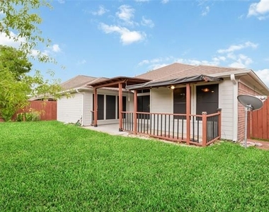 923 N Sky Drive - Photo Thumbnail 26