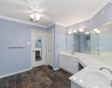 923 N Sky Drive - Photo Thumbnail 19