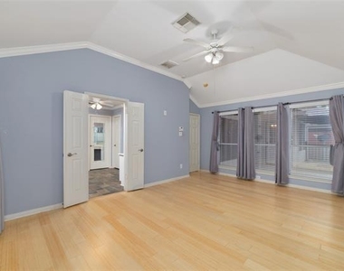 923 N Sky Drive - Photo Thumbnail 15