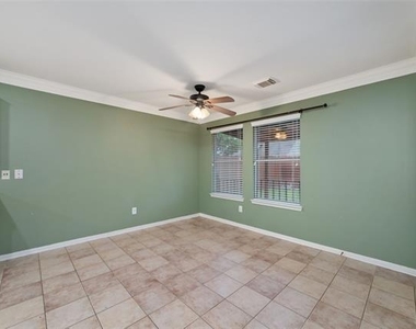 923 N Sky Drive - Photo Thumbnail 12