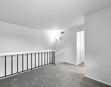 5626 Preston Oaks Road - Photo Thumbnail 17