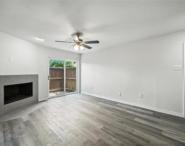 5626 Preston Oaks Road - Photo Thumbnail 7