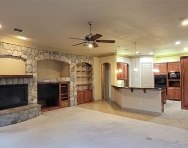 856 Merion Drive - Photo Thumbnail 13