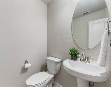 14336 Gatewood Lane - Photo Thumbnail 13