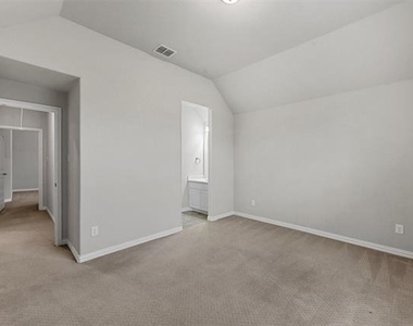 14336 Gatewood Lane - Photo Thumbnail 16