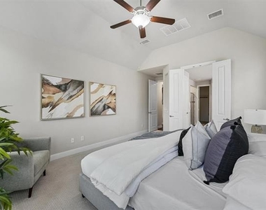 14336 Gatewood Lane - Photo Thumbnail 5
