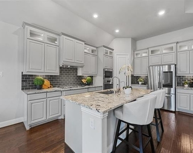 14336 Gatewood Lane - Photo Thumbnail 1