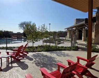 8512 Heard Hill Drive - Photo Thumbnail 4