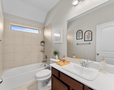 3122 Spring Creek Trail - Photo Thumbnail 26