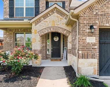 3122 Spring Creek Trail - Photo Thumbnail 3