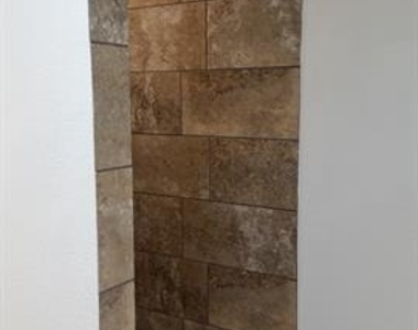 306 Broadmoor - Photo Thumbnail 9