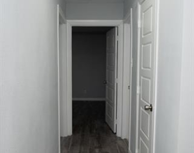 1505 Arbor Lane - Photo Thumbnail 12