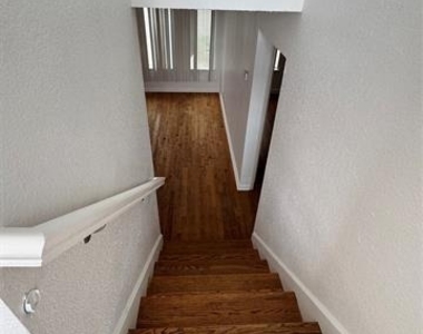 781 Pierre Lane - Photo Thumbnail 7
