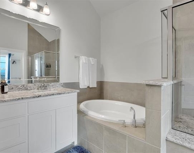 1121 Marc Place - Photo Thumbnail 16