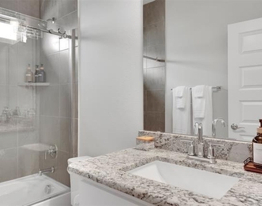 1121 Marc Place - Photo Thumbnail 22