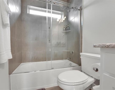 1121 Marc Place - Photo Thumbnail 23
