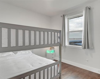1121 Marc Place - Photo Thumbnail 21