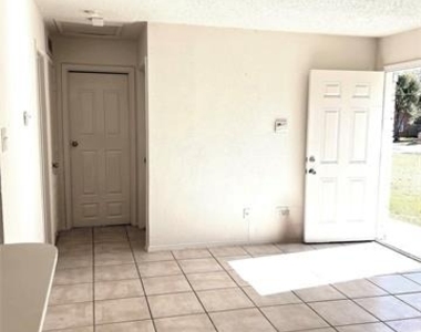 3848 Waldorf Street - Photo Thumbnail 5