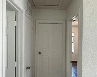 3848 Waldorf Street - Photo Thumbnail 4