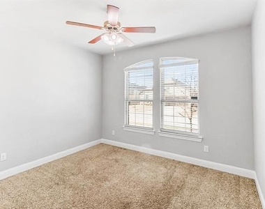 11324 Blaze Street - Photo Thumbnail 14