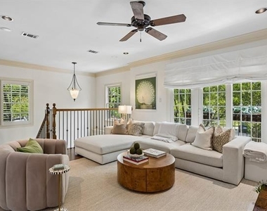 3101 Rosedale Avenue - Photo Thumbnail 2