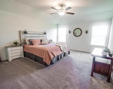 5344 Brahma Trail - Photo Thumbnail 17